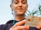 L'Indiana interdit discrètement aux résidents trans de changer les marqueurs de genre sur les pièces d'identité