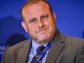 D'anciens responsables du Département d'État préviennent que le candidat raciste de Trump pourrait démanteler la protection des droits humains à l'ONU