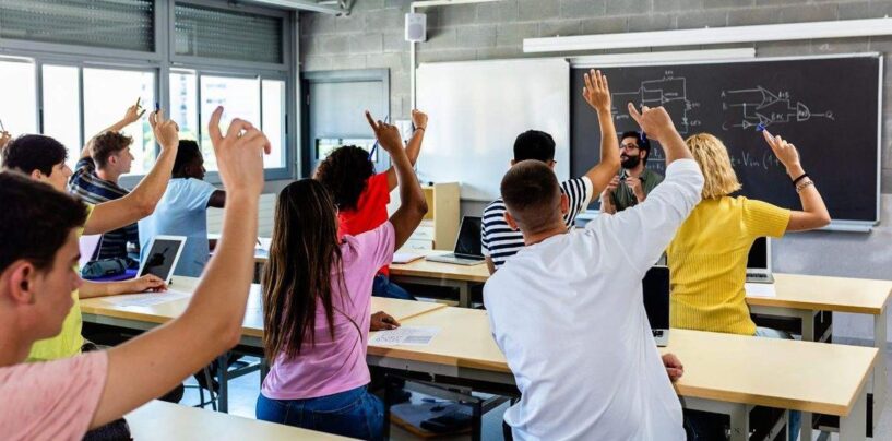 La Californie poursuit l’administrateur de Trump pour avoir demandé à expulser de force les étudiants trans