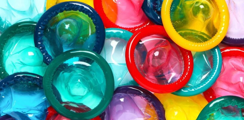 Les athlètes battent le record en utilisant tous les préservatifs du village olympique