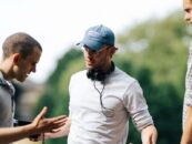 Harry Melling et Harry Lighton disent au revoir doux-amer à Pillion