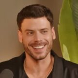 François Arnaud de Heated Rivalry a failli jouer dans Cinquante Nuances de Grey