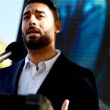 Un démocrate critiqué pour un mémo de campagne laissant entendre que les candidats LGBTQ+ ne sont pas éligibles dans une course clé en Californie