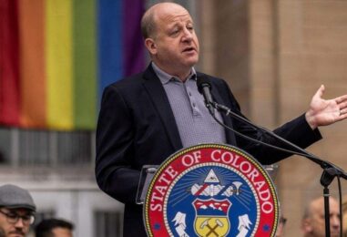 Jared Polis, du Colorado, accueille le snobisme du dîner de Trump à la Maison Blanche par les gouverneurs nationaux : un « insigne d'honneur »