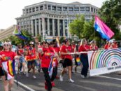 La population adulte LGBTQ+ aux États-Unis en 2025 correspond au record de 2024 ; l'identité bi reste la plus courante : Gallup