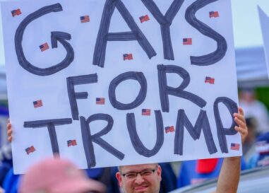 Un partisan gay de MAGA est contrarié par le fait que d'autres hommes homosexuels ne veulent pas coucher avec lui et Internet hurle