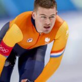 Le butin accumulé du patineur de vitesse olympique rend les gays obsédés