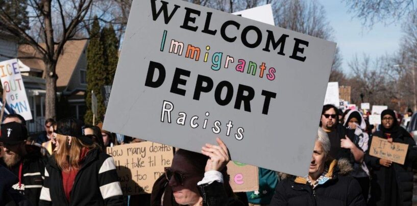 Les États-Unis expulsent un demandeur d’asile gay vers un pays où l’homosexualité est illégale