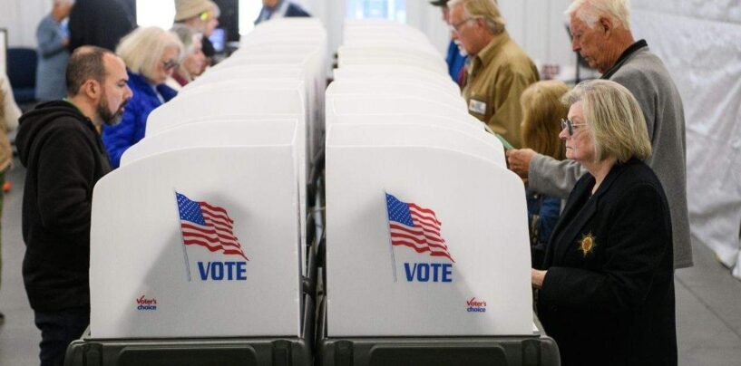 Ce que vantent les républicains du SAVE America Act privera les Américains mariés et LGBTQ+ du droit de vote