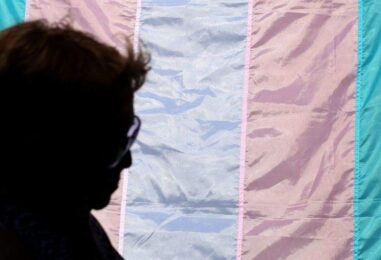 Le Kansas révoque immédiatement les permis de conduire des résidents transgenres