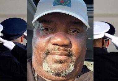 Après 40 ans de vie avec le VIH, ce vétéran militaire voit l'histoire se répéter