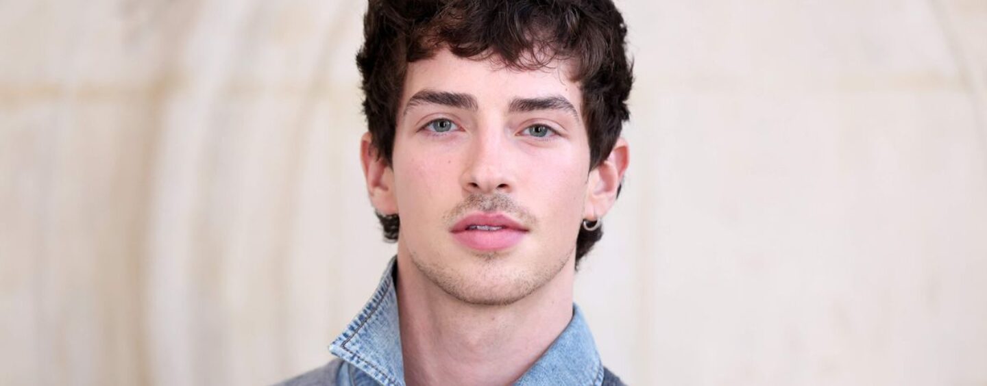 Les photos sexy torse nu de Manu Ríos en vacances deviennent virales