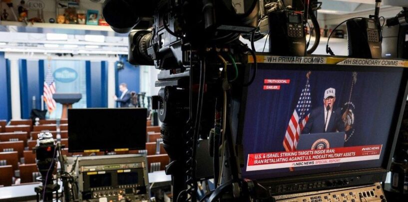 Un colonel à la retraite de la Force spatiale prévient que les frappes de Trump sur l'Iran sont « un aventurisme et une distraction imprudents »