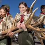 Scouting America affirme que les enfants transgenres sont toujours les bienvenus après que Pete Hegseth ait affirmé qu'ils ne l'étaient pas