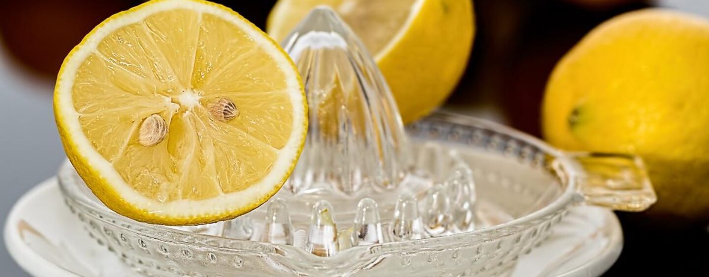 Révélation choc d’une diététicienne-nutritionniste béarnaise : le jus de citron au réveil, miracle santé ou mythe tenace ?