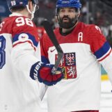 Un joueur de la LNH lance des insultes anti-homosexuelles lors d’un match de hockey aux Jeux olympiques