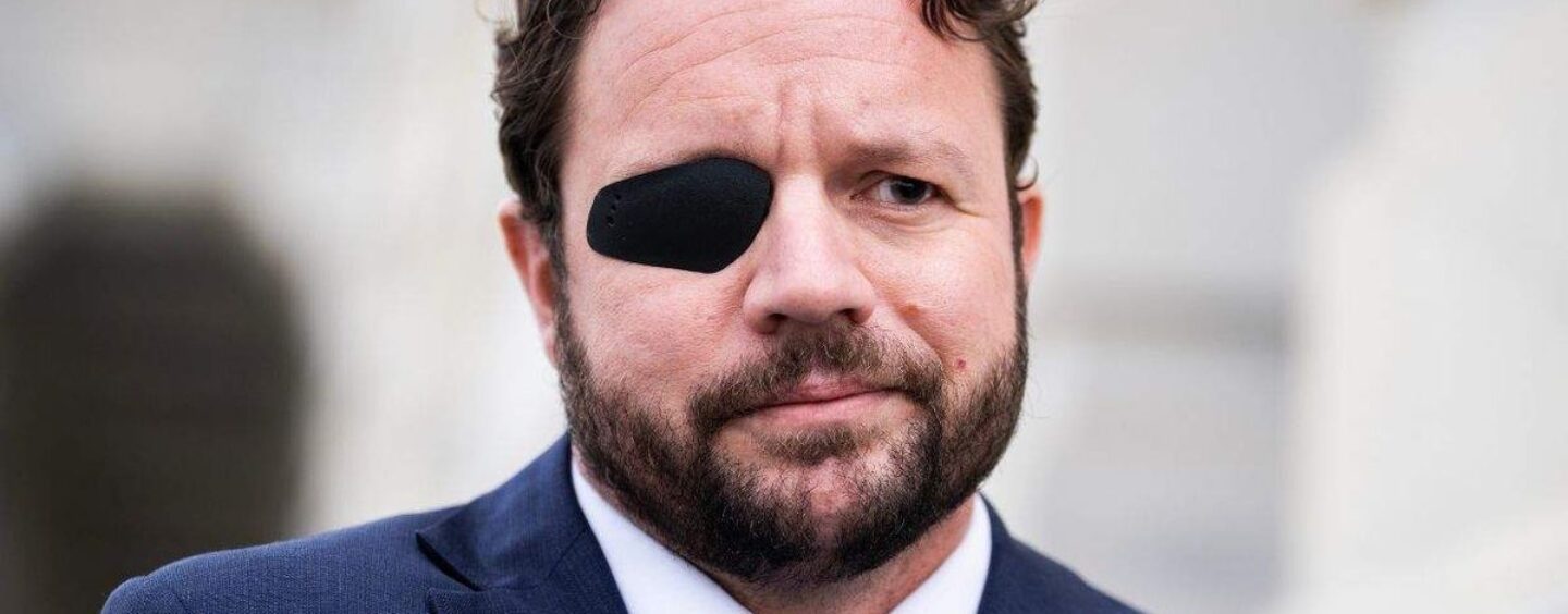 Le député anti-LGBTQ+ Dan Crenshaw évincé par un candidat plus extrême à la primaire du Texas GOP