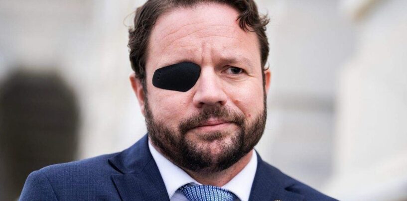 Le député anti-LGBTQ+ Dan Crenshaw évincé par un candidat plus extrême à la primaire du Texas GOP