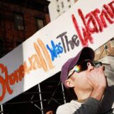 Un activiste gay lance une campagne de caméras pour le monument Stonewall pour surveiller le site du drapeau de la fierté de New York