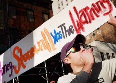 Un activiste gay lance une campagne de caméras pour le monument Stonewall pour surveiller le site du drapeau de la fierté de New York