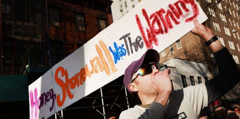 Un activiste gay lance une campagne de caméras pour le monument Stonewall pour surveiller le site du drapeau de la fierté de New York