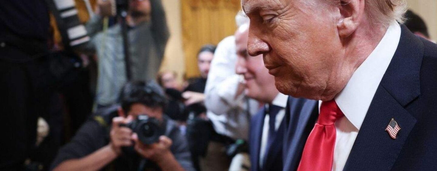 Les Républicains sont furieux après que Trump semble assouplir sa position sur les soins aux trans