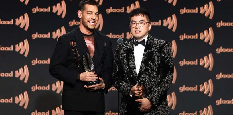 Bowen Yang et Matt Rogers font un don de 10 000 $ à Equality Kansas après la loi anti-trans