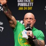 Joe Rogan admet que les hommes hétérosexuels constituent le véritable danger pour les femmes – puis blâme quand même les femmes trans