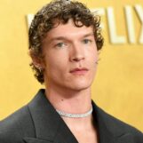 Les photos torse nu de Connor Storrie récemment divulguées deviennent virales