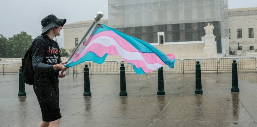 Un tribunal américain autorise l'interdiction par l'État des soins d'affirmation de genre pour les adultes dans une décision sans précédent