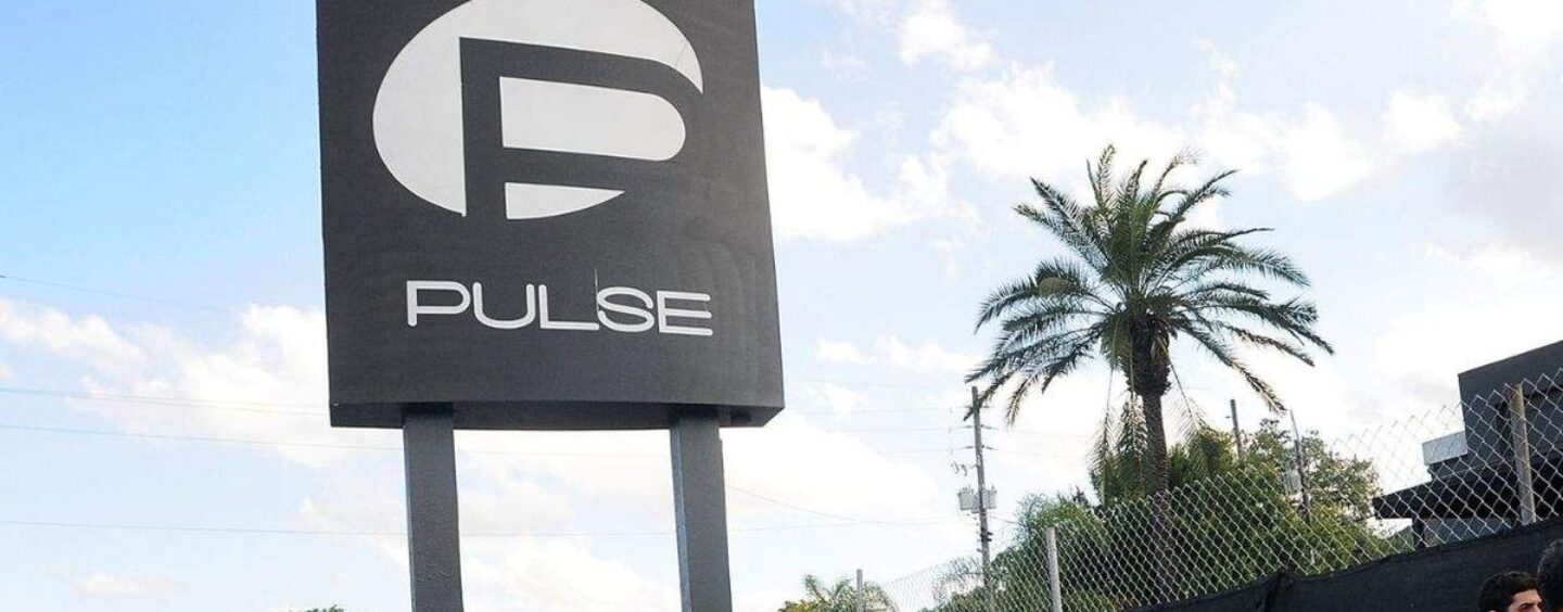 « Orlando démolit l'horrible panneau Pulse ». Le survivant Brandon Wolf dit que cela signifiait autrefois la sécurité