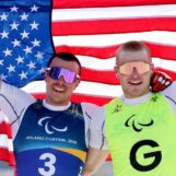 Un skieur de fond gay entre dans l'histoire des Jeux paralympiques avec des médailles d'or