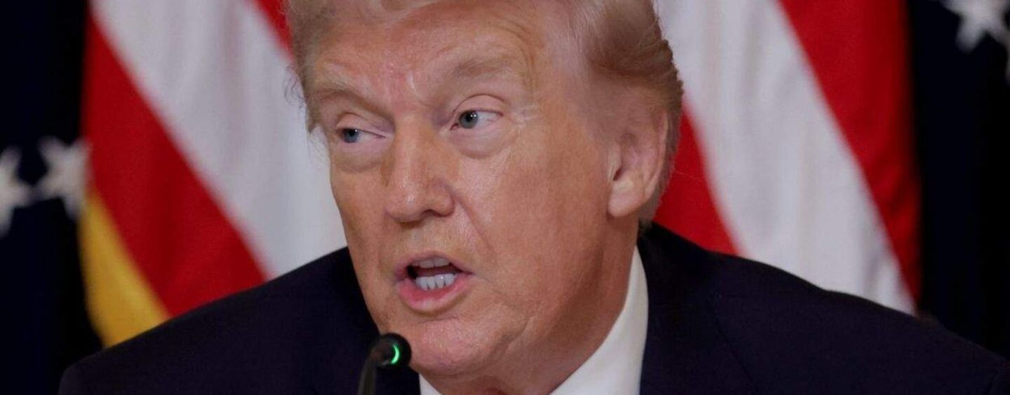 Trump révèle le diagnostic médical « terminal » d'un membre du Congrès républicain lors d'une réunion au Kennedy Center