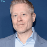 Anthony Rapp parle d'un retour sur scène « très intime » dans le 30e anniversaire de Touch and Rent