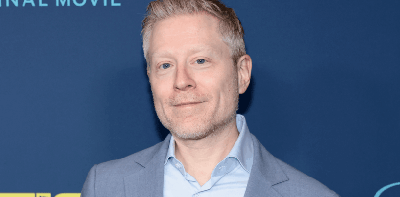 Anthony Rapp parle d'un retour sur scène « très intime » dans le 30e anniversaire de Touch and Rent