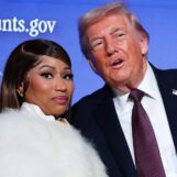 Les célébrités LGBTQ+ applaudissent Nicki Minaj : « Si ICE récupère des gens, ils devraient l'avoir ! »