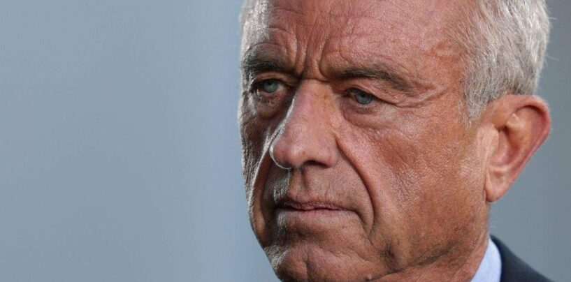 Un juge fédéral empêche RFK Jr. de limiter les soins aux jeunes trans