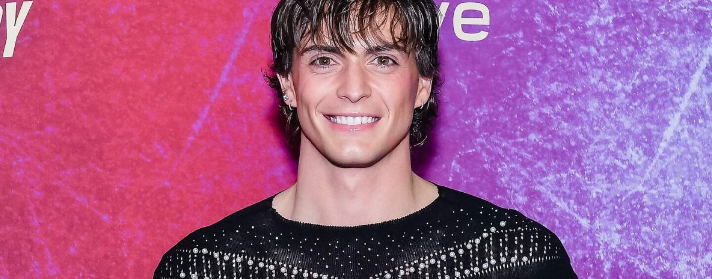 Kaden Connors de Heated Rivalry transpire dans un nouveau selfie sexy au gymnase