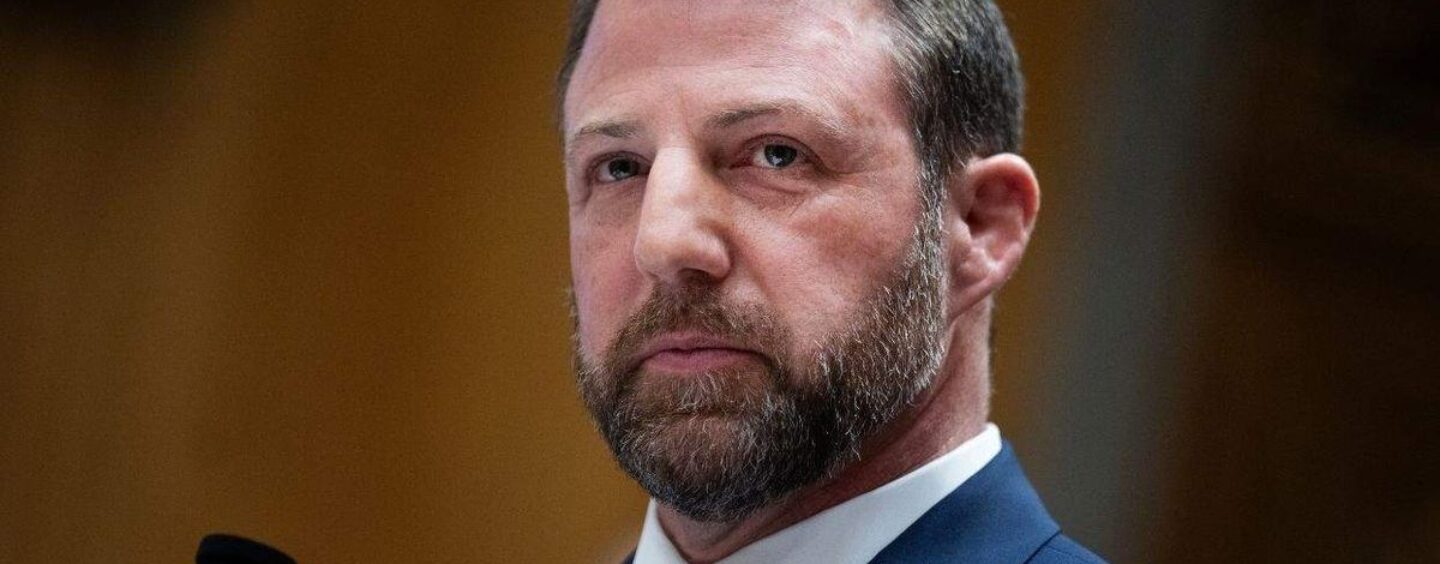 Le Sénat confirme que le bagarreur Markwayne Mullin dirigera le département de la sécurité intérieure après Kristi Noem