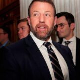 Dans Markwayne Mullin, Pete Hegseth a un concurrent dans la bravade, le masochisme et la haine queer