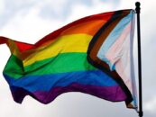 Les républicains de l'Idaho avancent un projet de loi visant à imposer de lourdes amendes aux villes arborant des drapeaux de la fierté