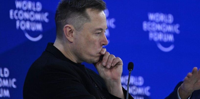 Une fresque murale liée à Elon Musk dans un bar gay de Rhode Island suscite des réactions négatives