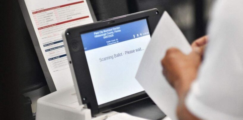 Des dizaines de candidats LGBTQ+ viennent de recevoir un coup de pouce majeur pour 2026