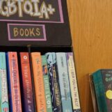 Le conseil d'administration du Tennessee licencie le directeur de la bibliothèque qui a refusé de se conformer à la purge des livres LGBTQ+