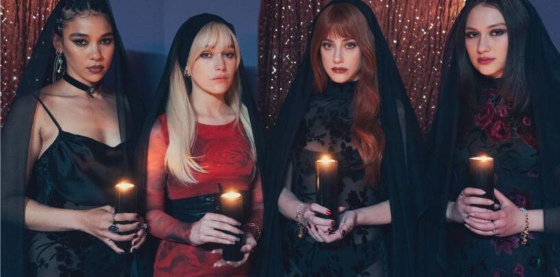 Forbidden Fruits est le fantasme de pouvoir désordonné et saphique que nous attendions