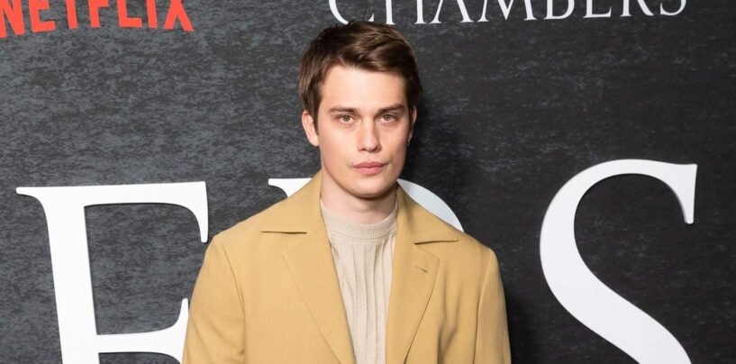 Nicholas Galitzine montre ses énormes biceps dans la bande-annonce des Maîtres de l'Univers