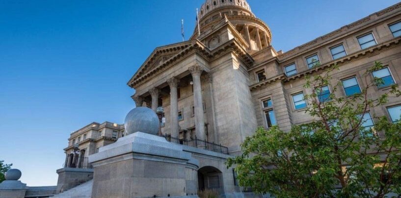 La législature de l'Idaho ne gouverne pas. C'est la chasse aux transgenres