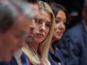 Une fois de plus, une femme prend la faute pour un président impopulaire