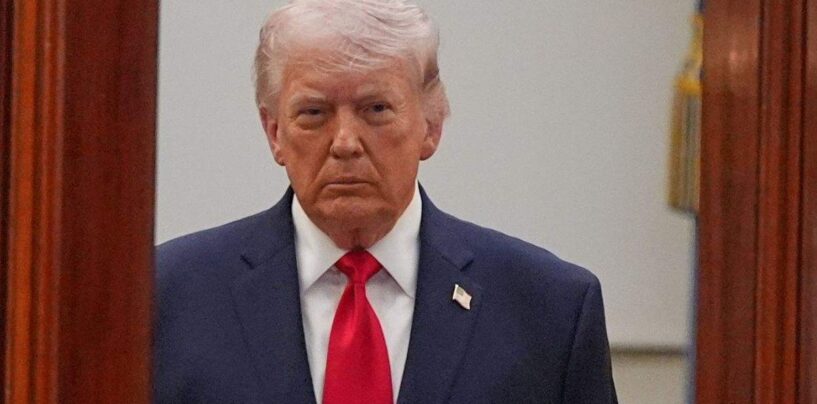 Donald Trump télégraphie des crimes de guerre lors d'une menace iranienne remplie de grossièretés le dimanche de Pâques