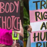 Les attaques contre l’avortement et les soins d’affirmation du genre sont inextricablement liées